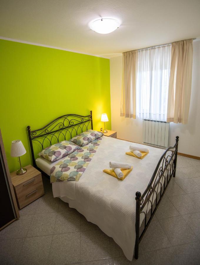 Apartments Vrenjak 2 Порторож Экстерьер фото
